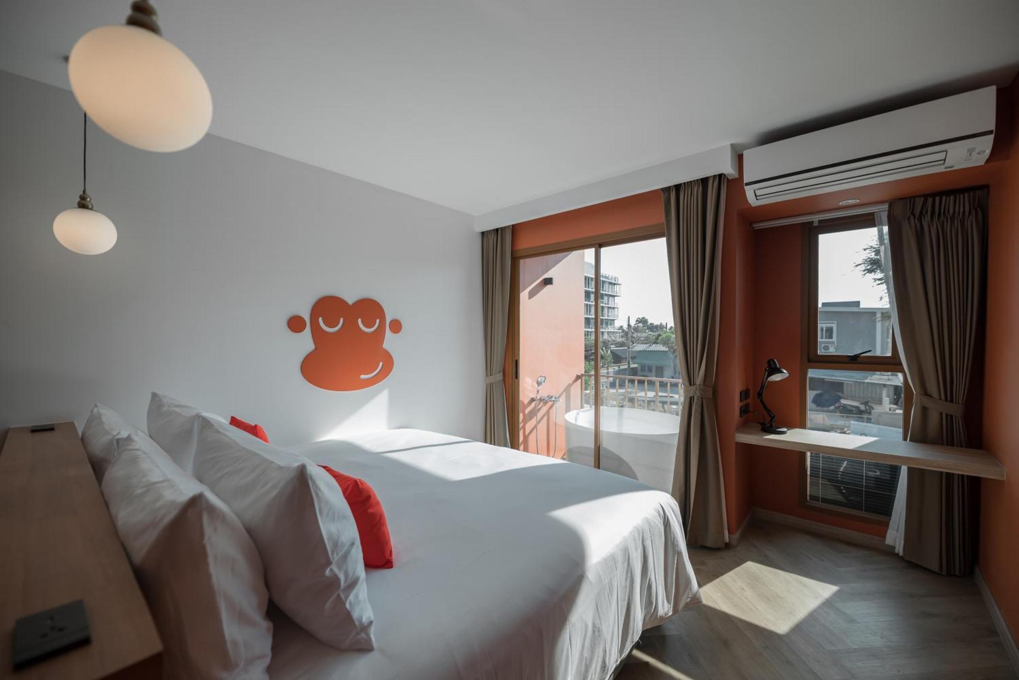 Blu Monkey Hub And Hotel Bangsaen Szoba fotó